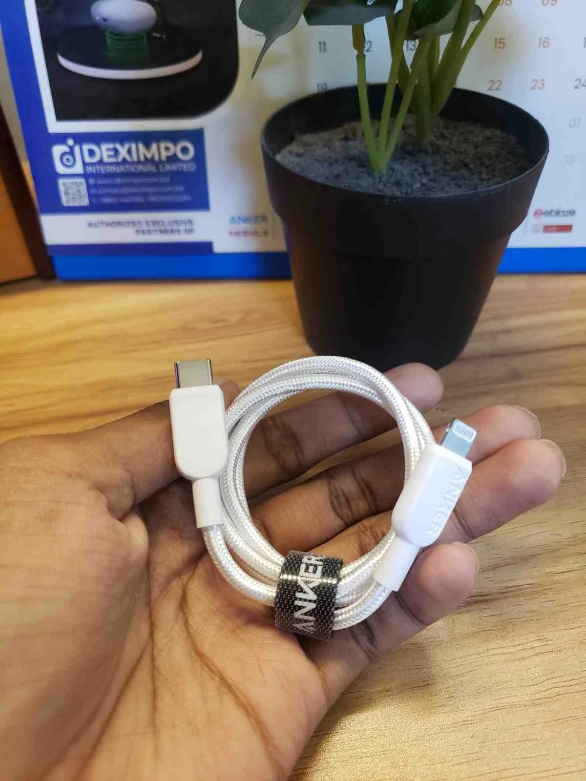 WhatsApp-Image-2024-11-23-at-20.04.10_d2a23ffb.webp Anker 310 USB-C to Lightning Cable (3 ft Braided) - Image 1